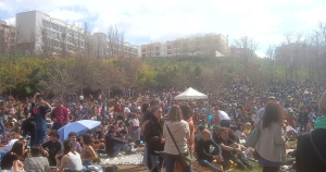 Unas 30.000 personas participan en el Picnic Jazz de Vallparadís, en Terrassa