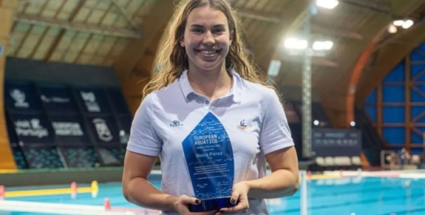 Nona Pérez con el premio europeo