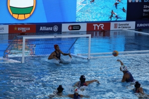 Hungría elimina a Italia con remontada final