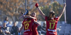 Las hermanas Barrios lideran la goleada de España ante Francia