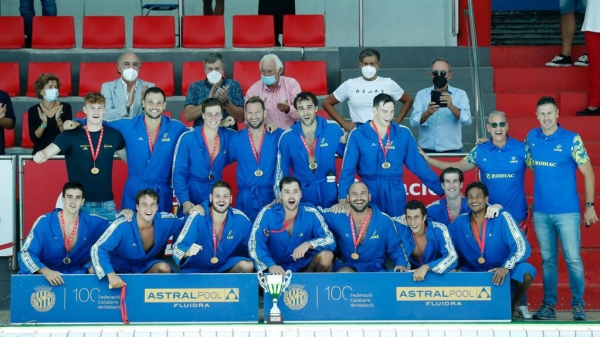 El Barceloneta y su primera foto de la temporada ganando títulos