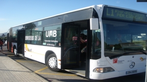 Record de universitarios que acuden a la UAB en transporte publico