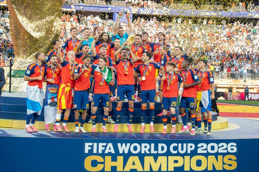 Mundial de fútbol y periodismo?