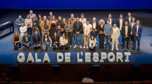 Foto de familia amb els protagonistes de la Gala