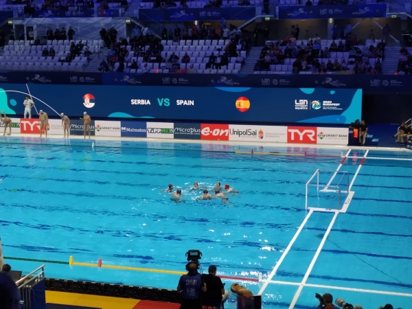 Los penaltis le debían una a España ante Serbia en el Europeo de waterpolo