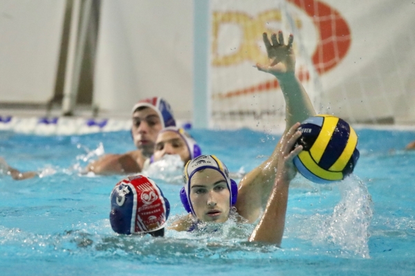 13-6: El campeón marca las diferencias en el segundo cuarto