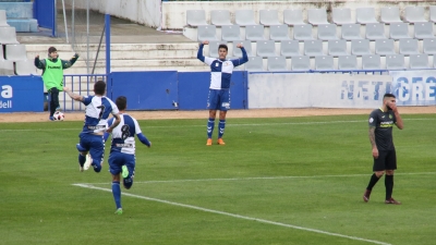 El Sabadell gana al Conquense en el debut de Kiko Ramírez