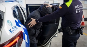 Dos detinguts per entrar a robar a la Nova Creu Alta